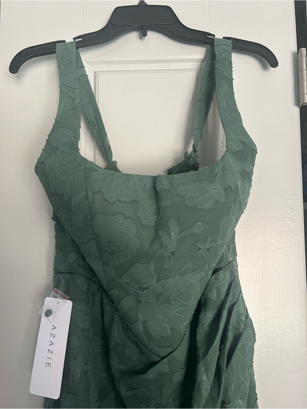 Aritzia Mero eucalyptus - Picture 2 of 6